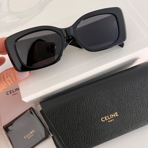 Celine TRIOMPHE XL 01 SUNGLASSES IN ACETATE - Picture 2 of 6